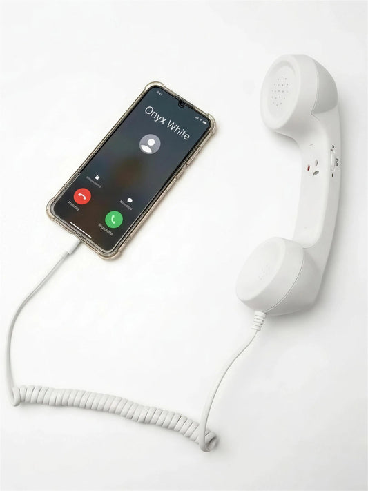 ONYX WHITE USB C
